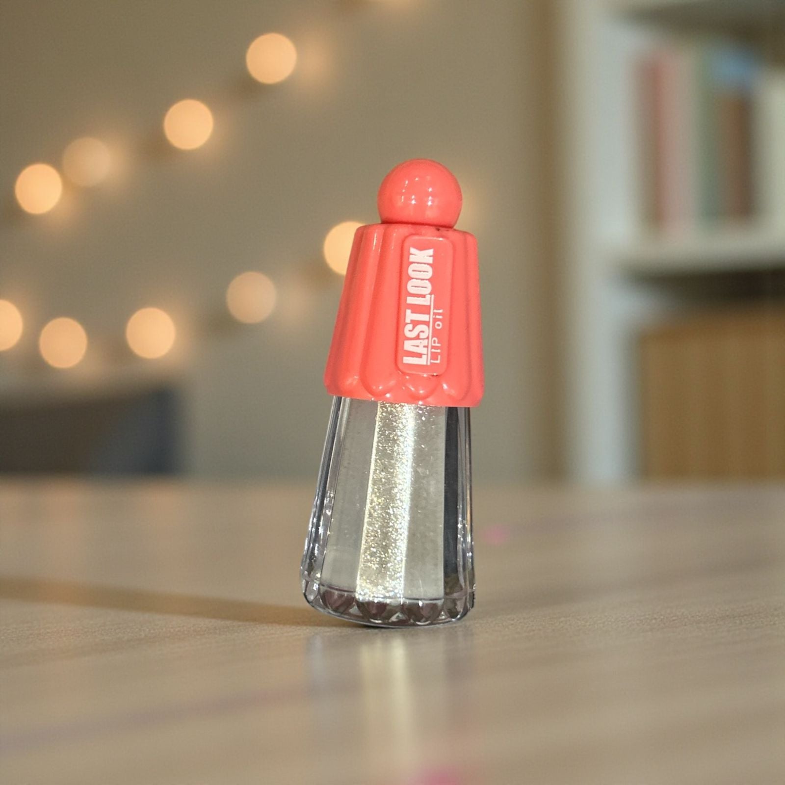 Last look lip oil