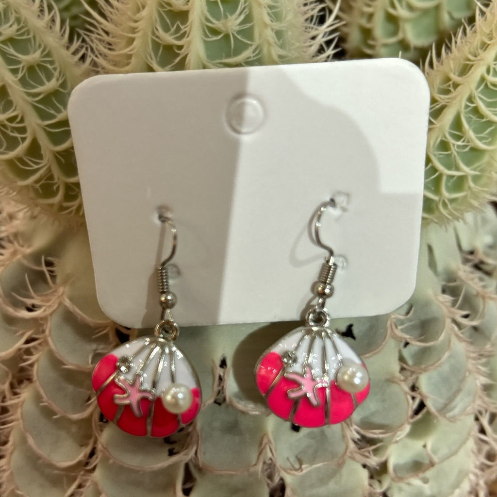 shell shaped earring