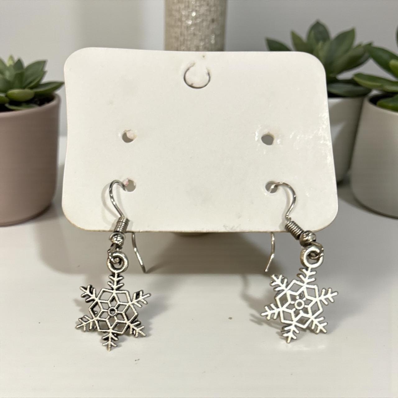 snowflake earring