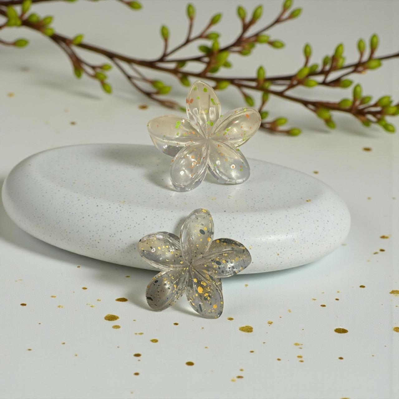 Charming Flower Hair claw