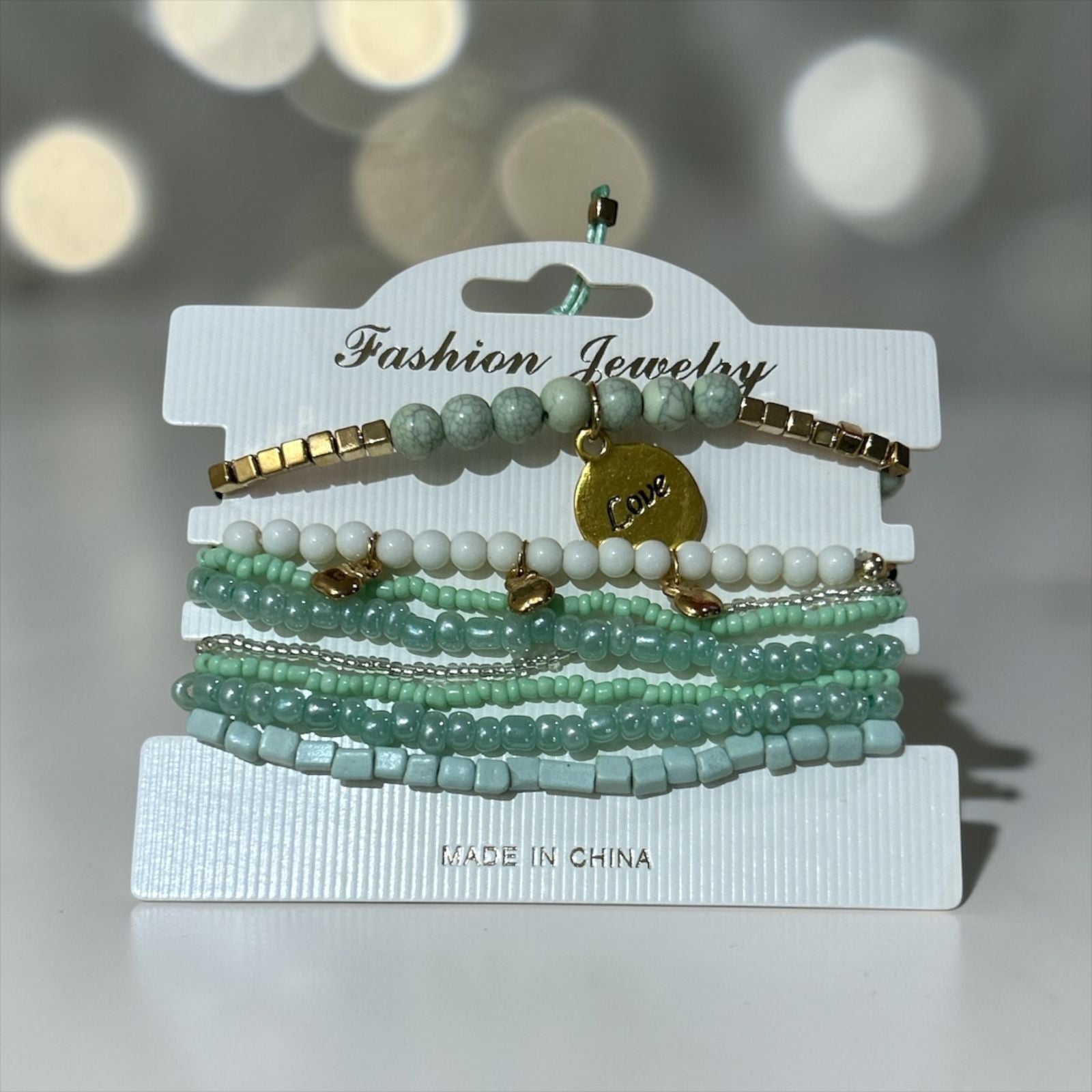set of green bracelet