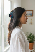 Elegant hair claw clip