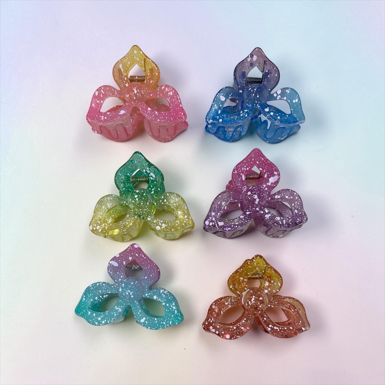 STYLISH Colorful Hair Claws