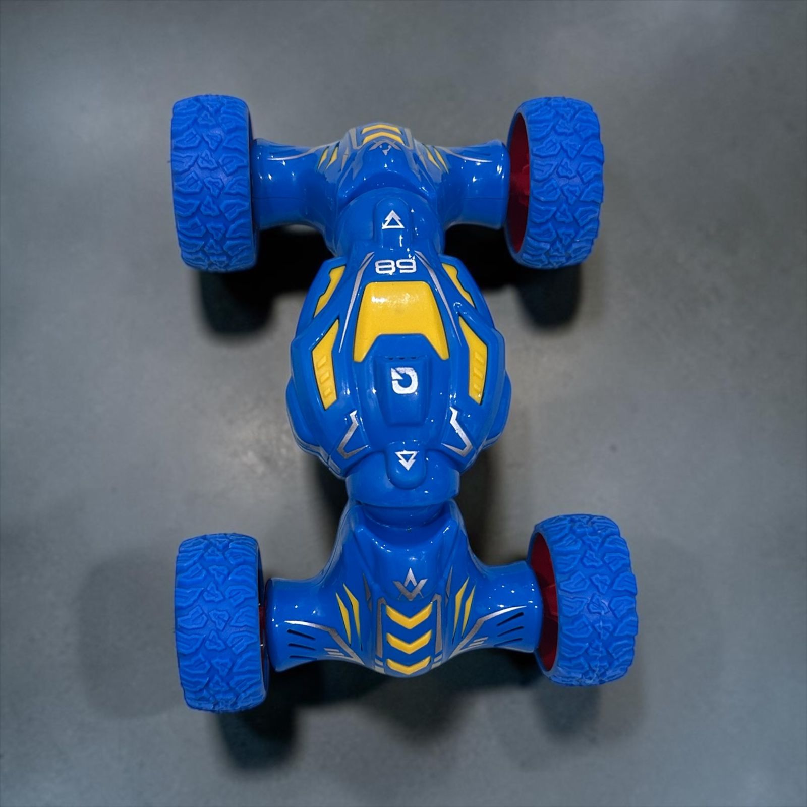 Flexible Stunt Car for Kids
