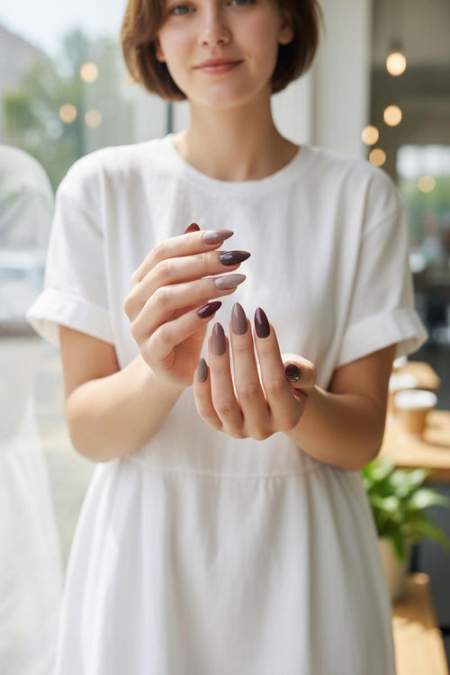 9 Glossy nail colors