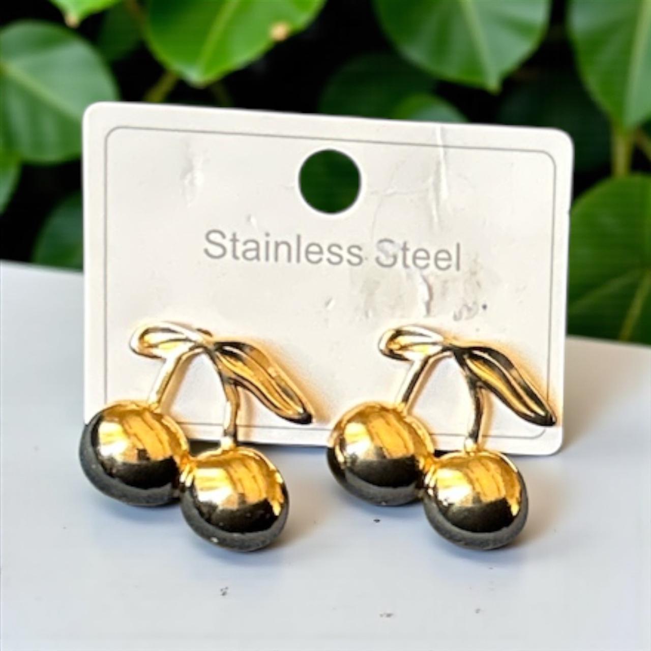 gold cherry earing